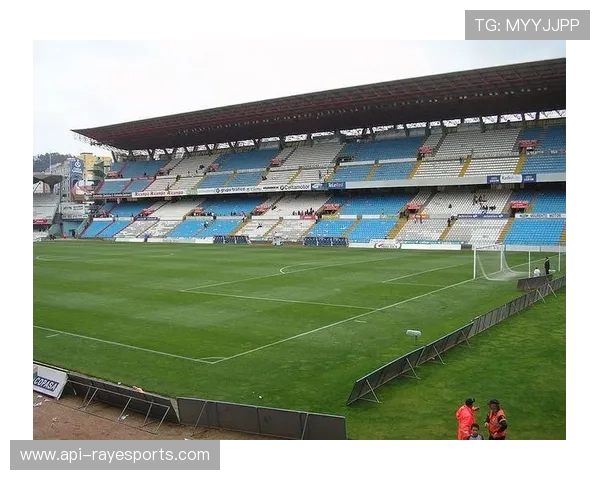 巴列卡斯球场设施引热议，小球场的生存之道